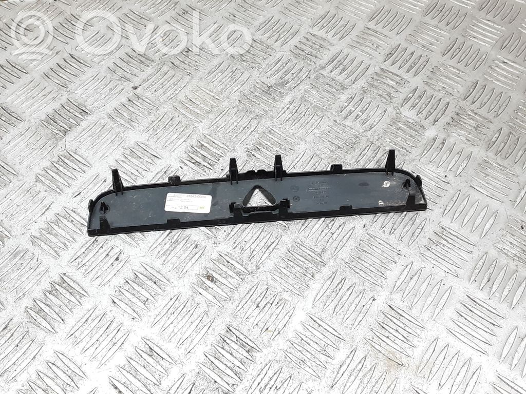 Volkswagen PASSAT B6 Ornament bord 