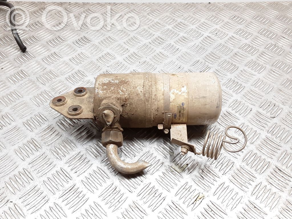 Audi A4 S4 B5 8D Ilmastointilaitteen ilmankuivain (A/C) 