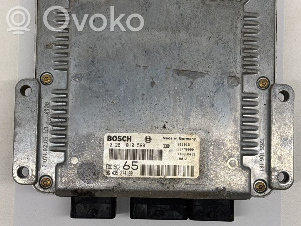 Volkswagen PASSAT B5.5 Engine control unit/module 