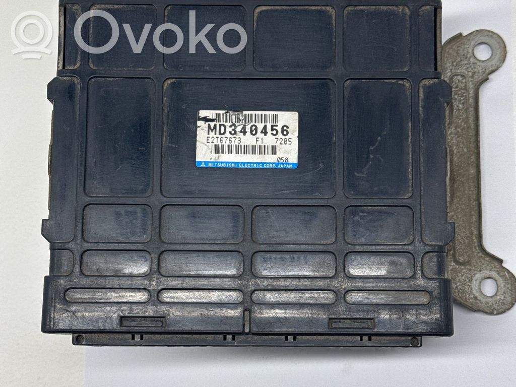 Engine control unit/module   E2T67673
