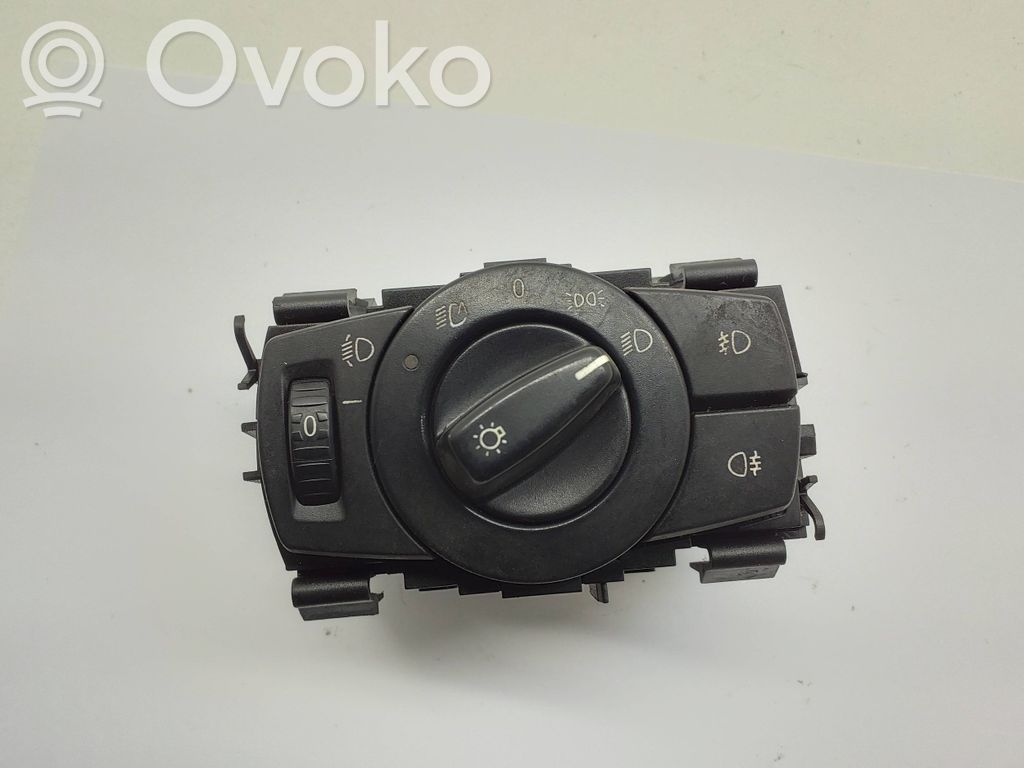 Lukturu slēdzis   6932792,33600101