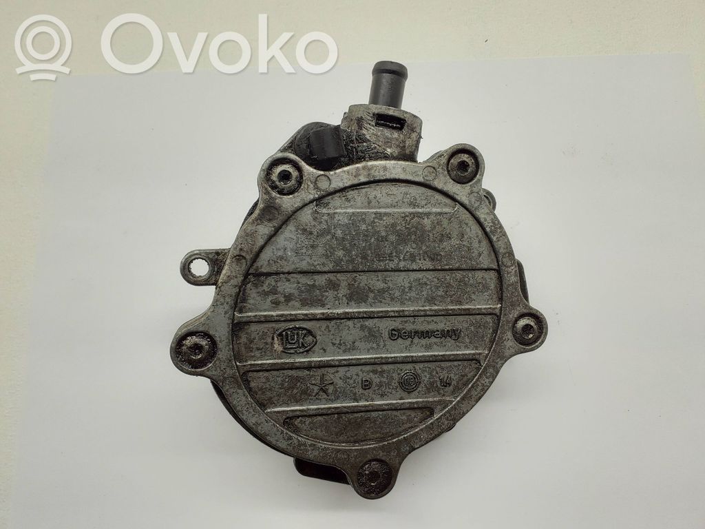 Audi A6 S6 C6 4F Pompe à vide 