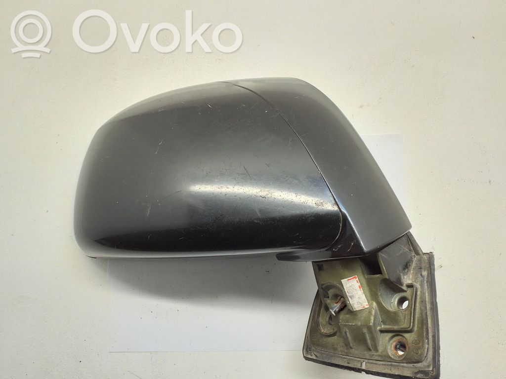 Chevrolet Captiva Front door electric wing mirror 