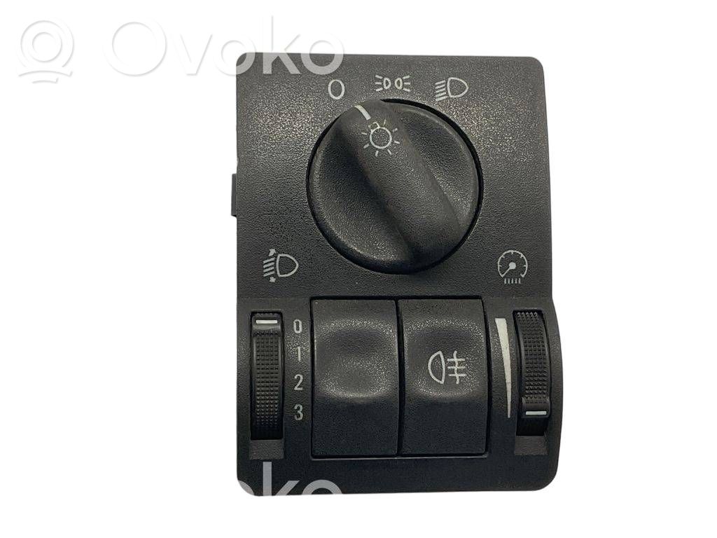 Opel Astra G Light switch 