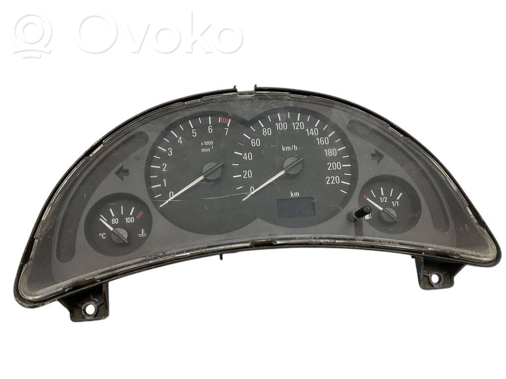 Opel Corsa C Speedometer (instrument cluster) 