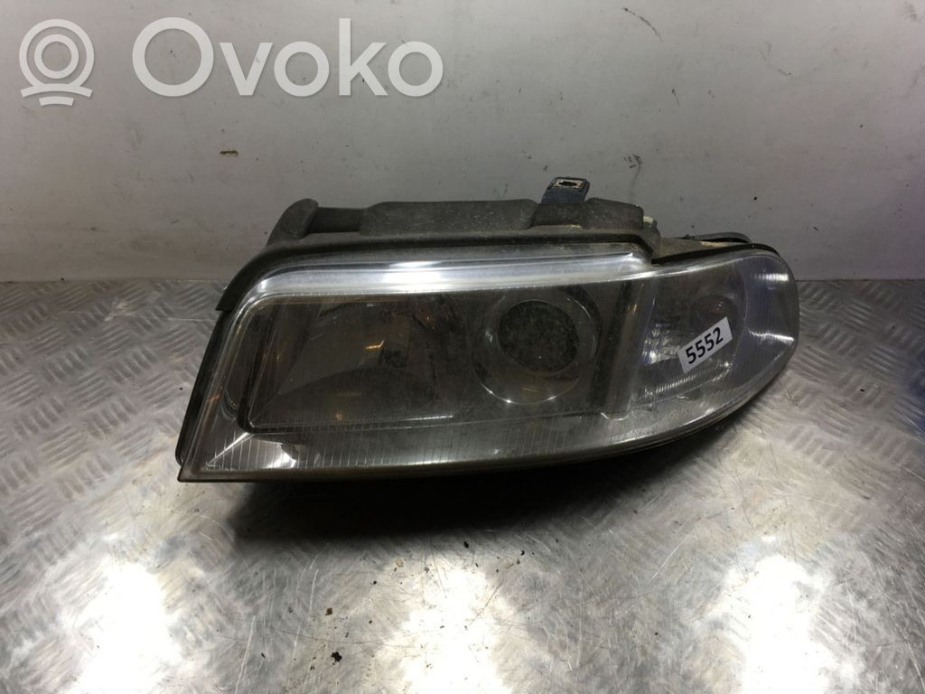 Audi A4 S4 B6 8E 8H Phare frontale 