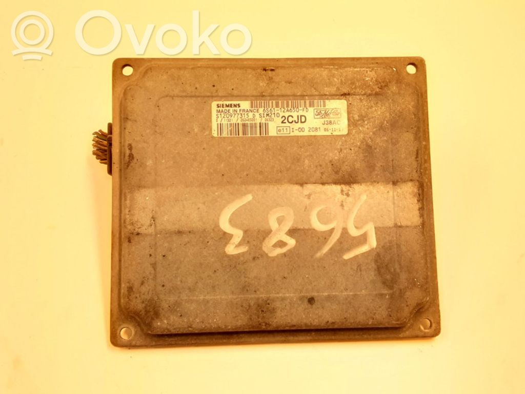 Ford Fiesta Moottorin ohjainlaite/moduuli 