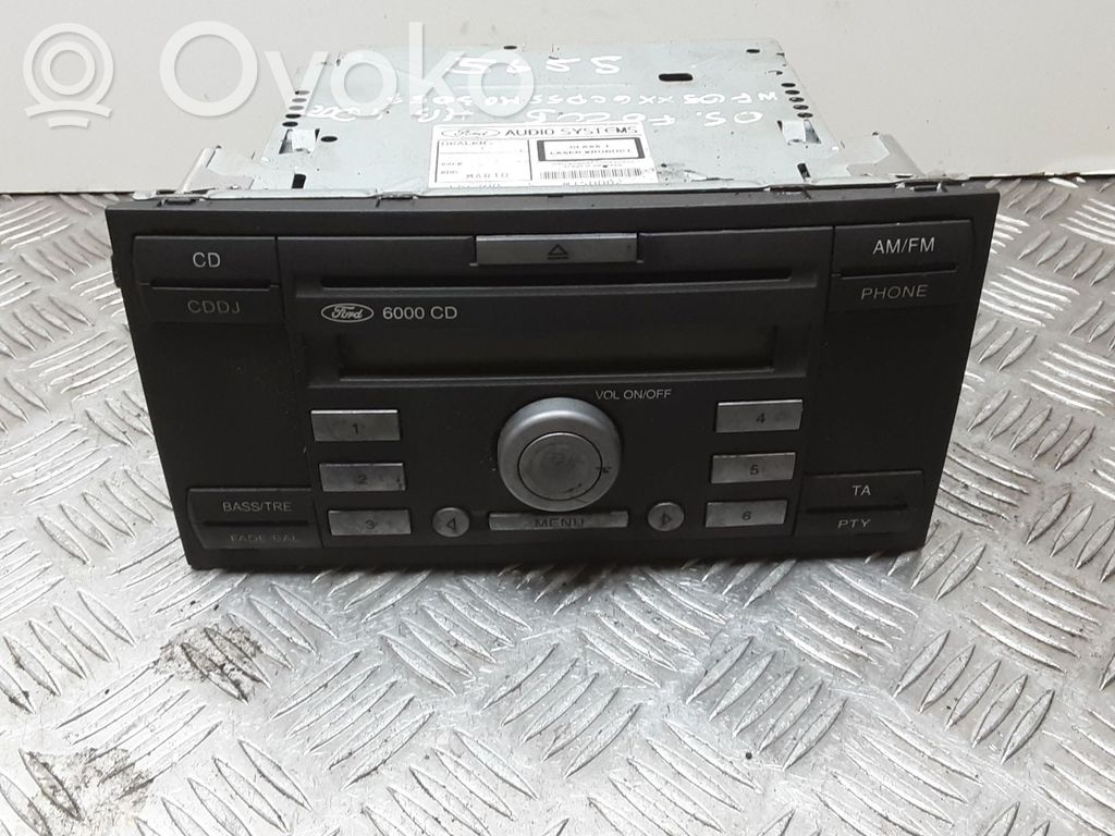 Panel / Radioodtwarzacz CD/DVD/GPS   4M5T18C815AD,N150002