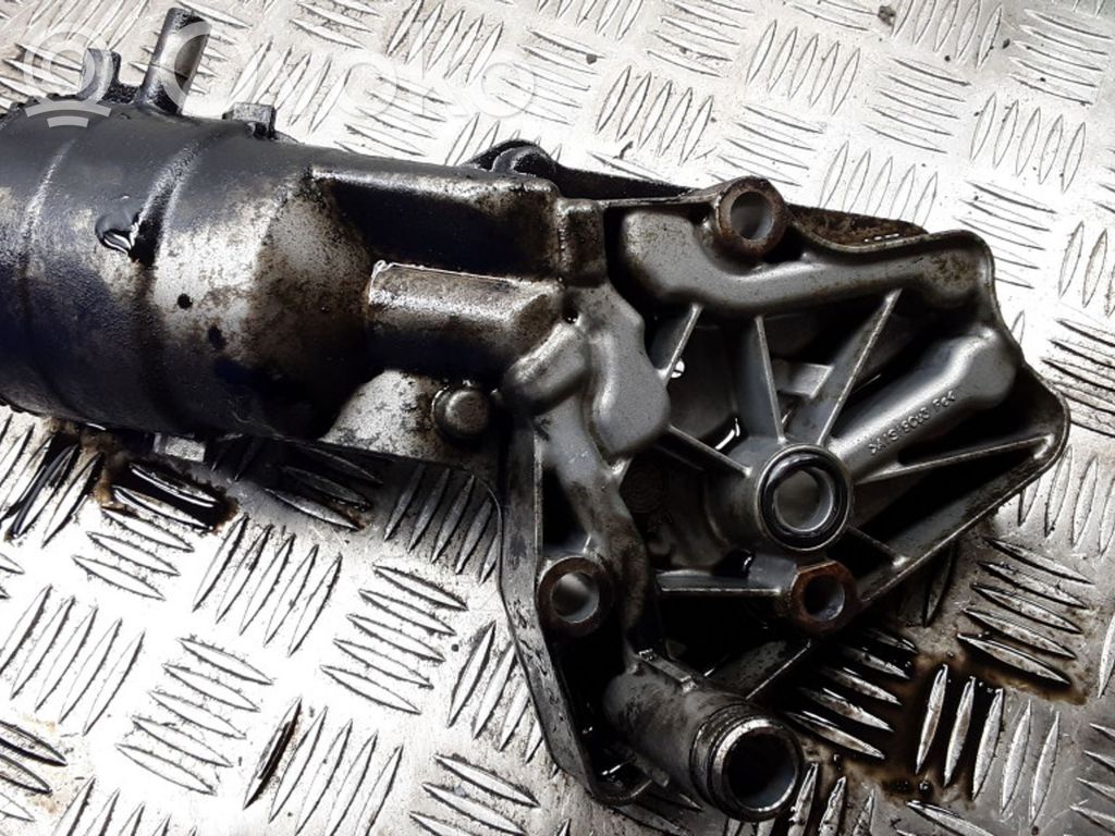 Opel Vectra C Öljynsuodattimen kannake 
