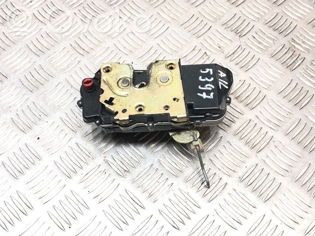 Citroen Xsara Picasso Aizmugurē slēdzene 