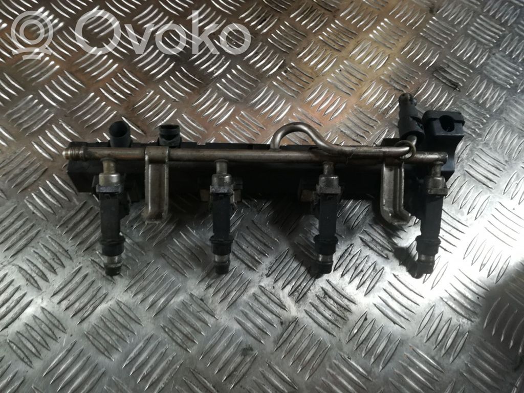 Opel Vectra C Polttoainesuutin 