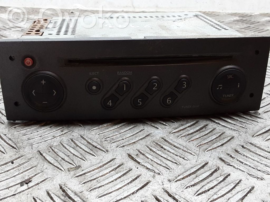 Panel / Radioodtwarzacz CD/DVD/GPS   029021,8200300859TN995,0026616