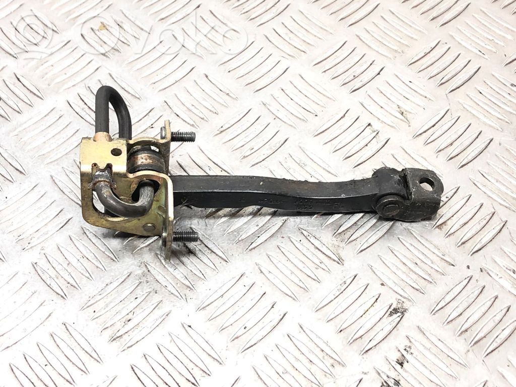 Etuoven pidätin   30661442,16179
