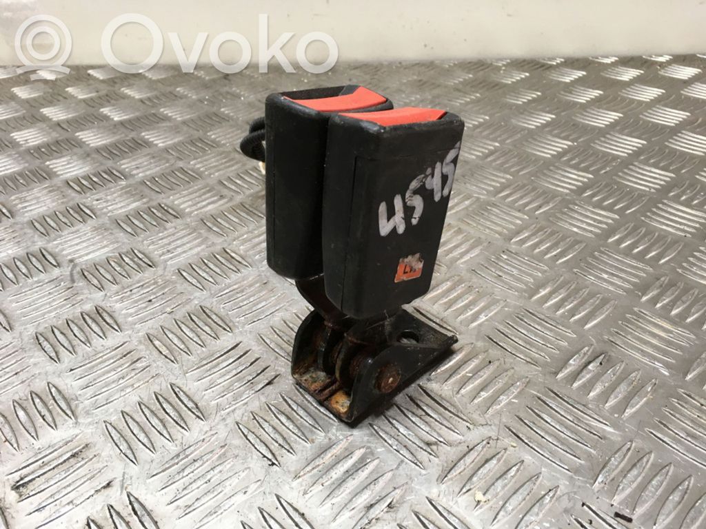 Hyundai i30 Takaistuimen turvavyön solki 