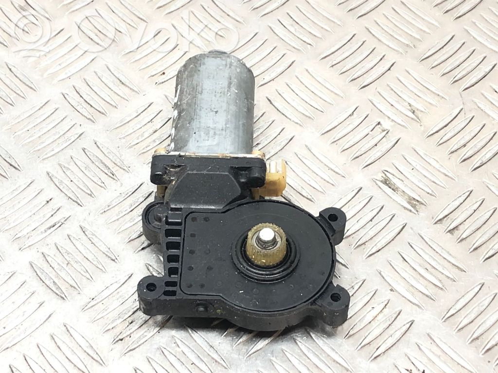 Mercedes-Benz A W168 Silnik regulatora szyby drzwi przednich 