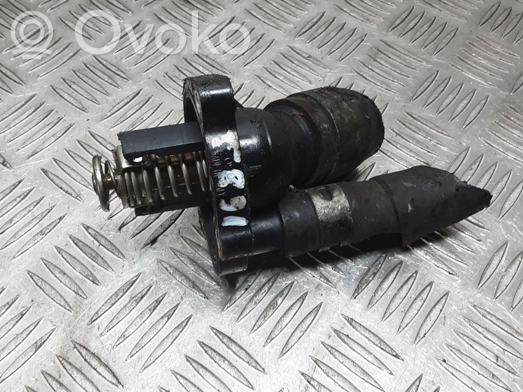 Mazda 6 Thermostat/thermostat housing 