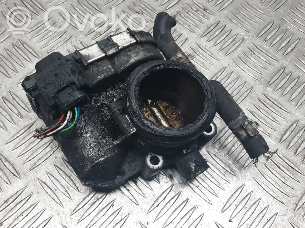 Opel Astra H Zawór przepustnicy 