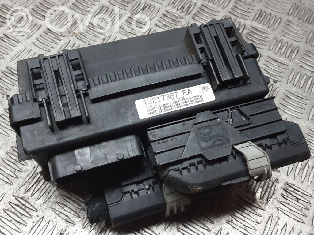 Opel Corsa D Fuse module 