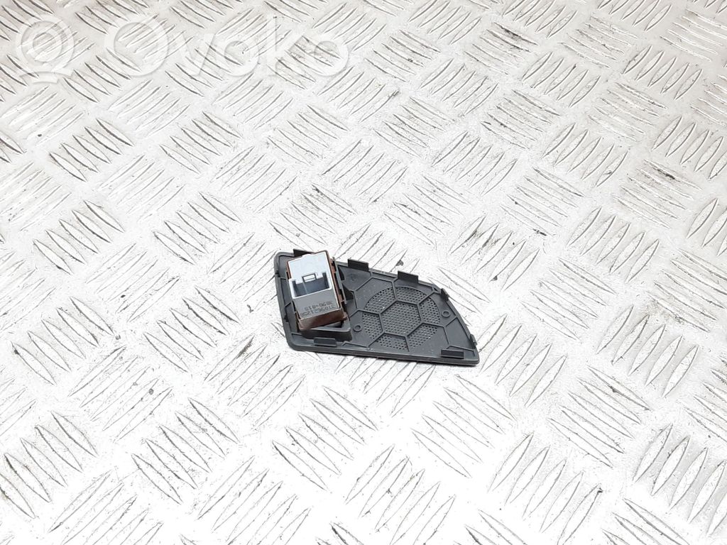 Skoda Superb B6 (3T) Central locking switch button 