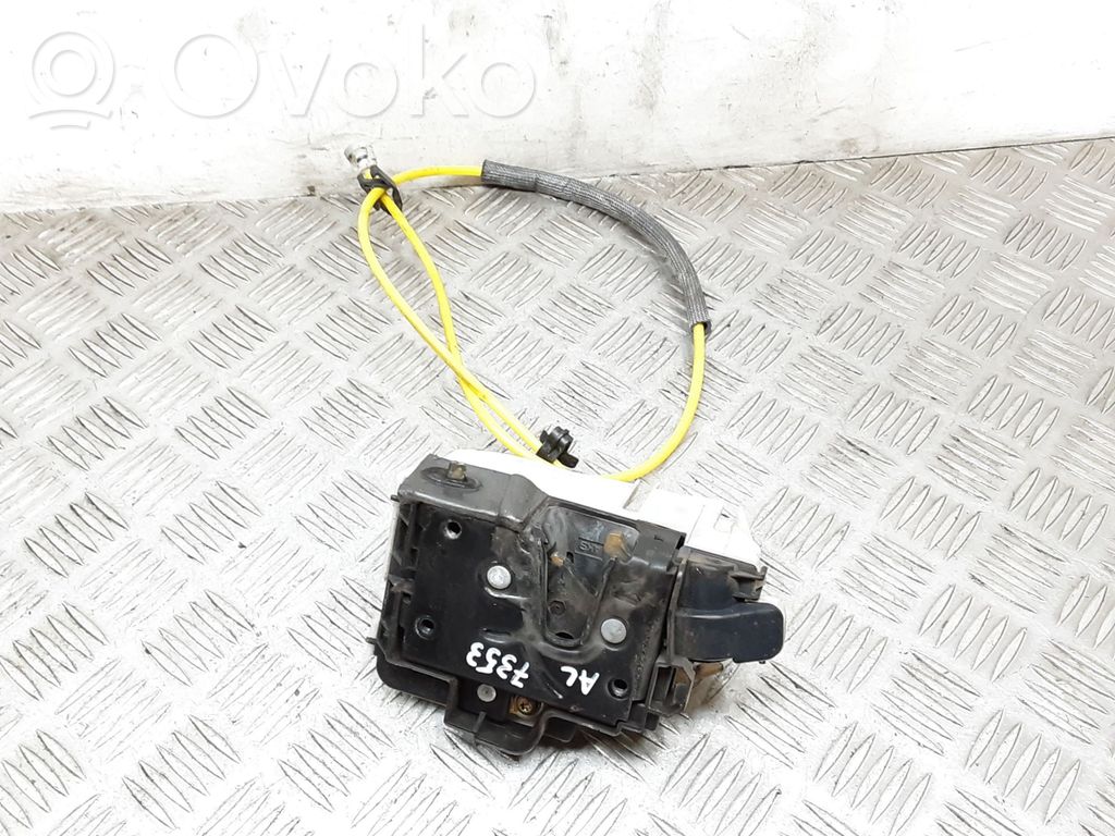 Volkswagen Polo III 6N 6N2 6NF Zamek drzwi tylnych 