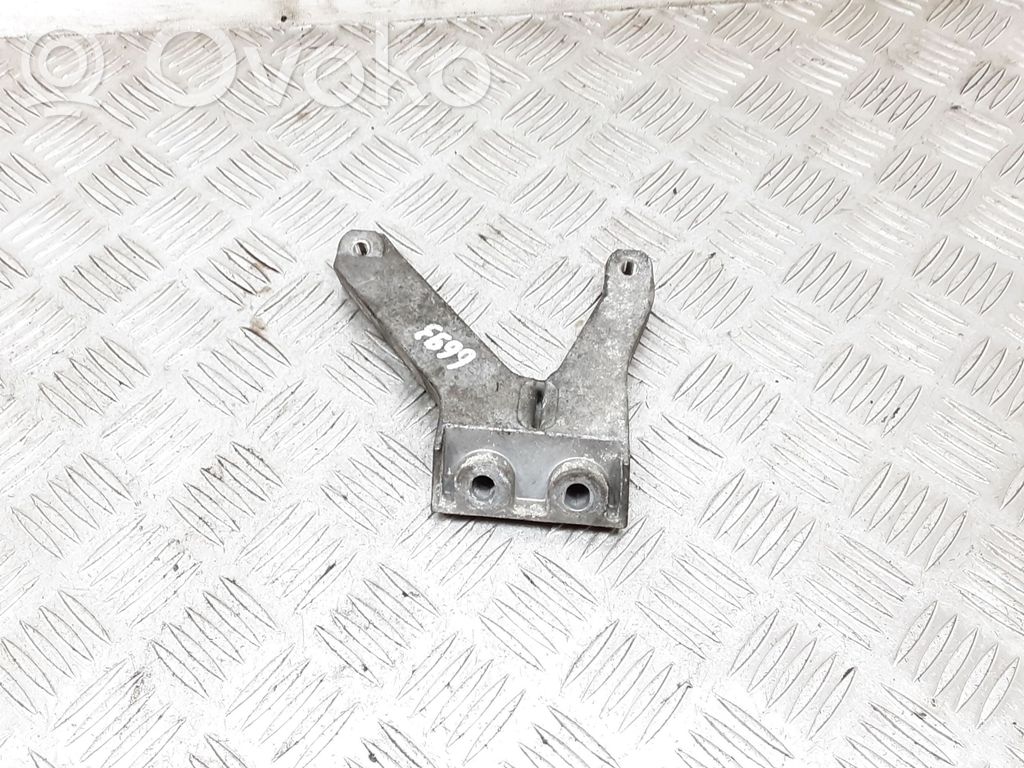 BMW 3 E46 Engine mounting bracket 