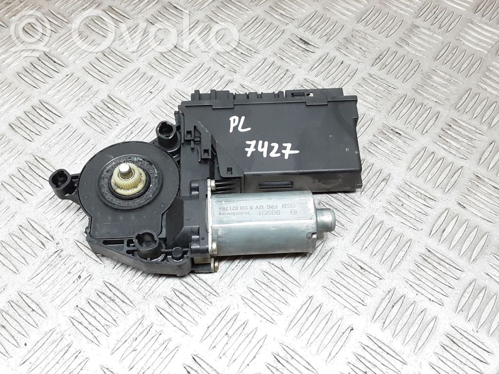 Audi A4 S4 B6 8E 8H Silnik regulatora szyby drzwi przednich 