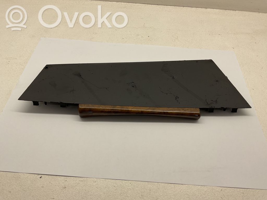 BMW 7 E65 E66 Ornament bord 
