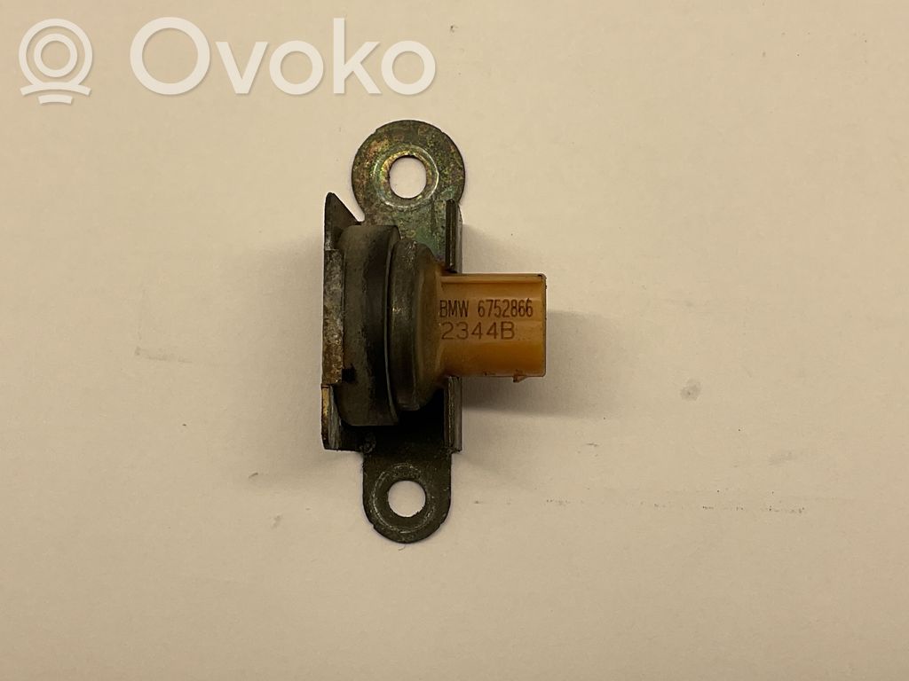 BMW 7 E65 E66 Acceleration sensor 
