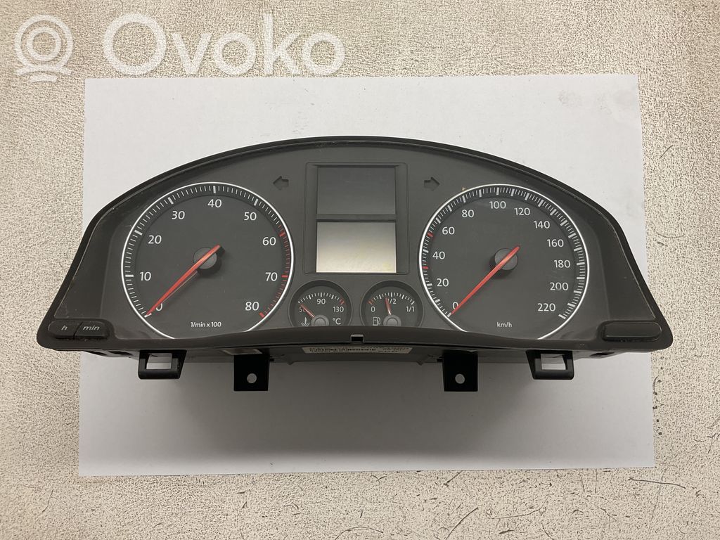 Volkswagen Golf V Licznik / Prędkościomierz 