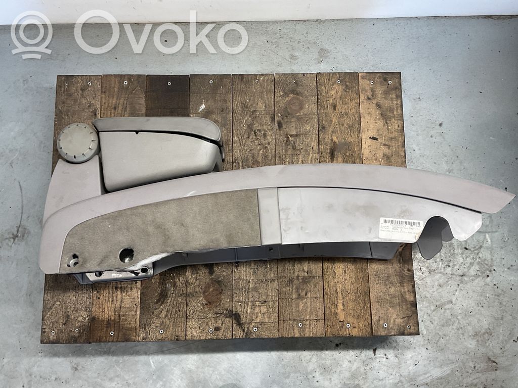 Cadillac CTS Główny schowek tunelu środkowego 