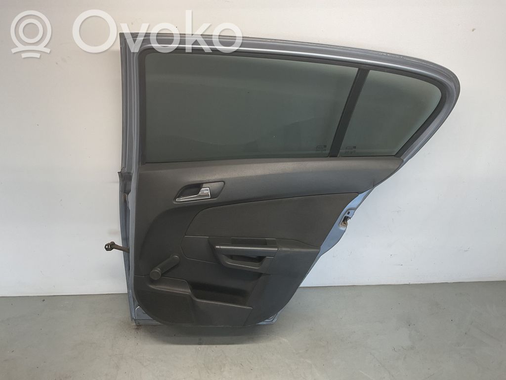Opel Astra H Puerta trasera 
