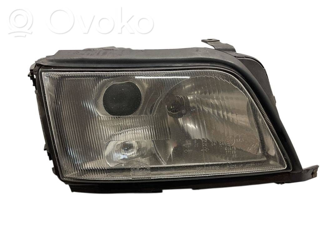 Audi A6 S6 C4 4A Lampa przednia 