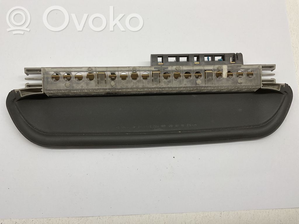 BMW 3 E46 Third/center stoplight 