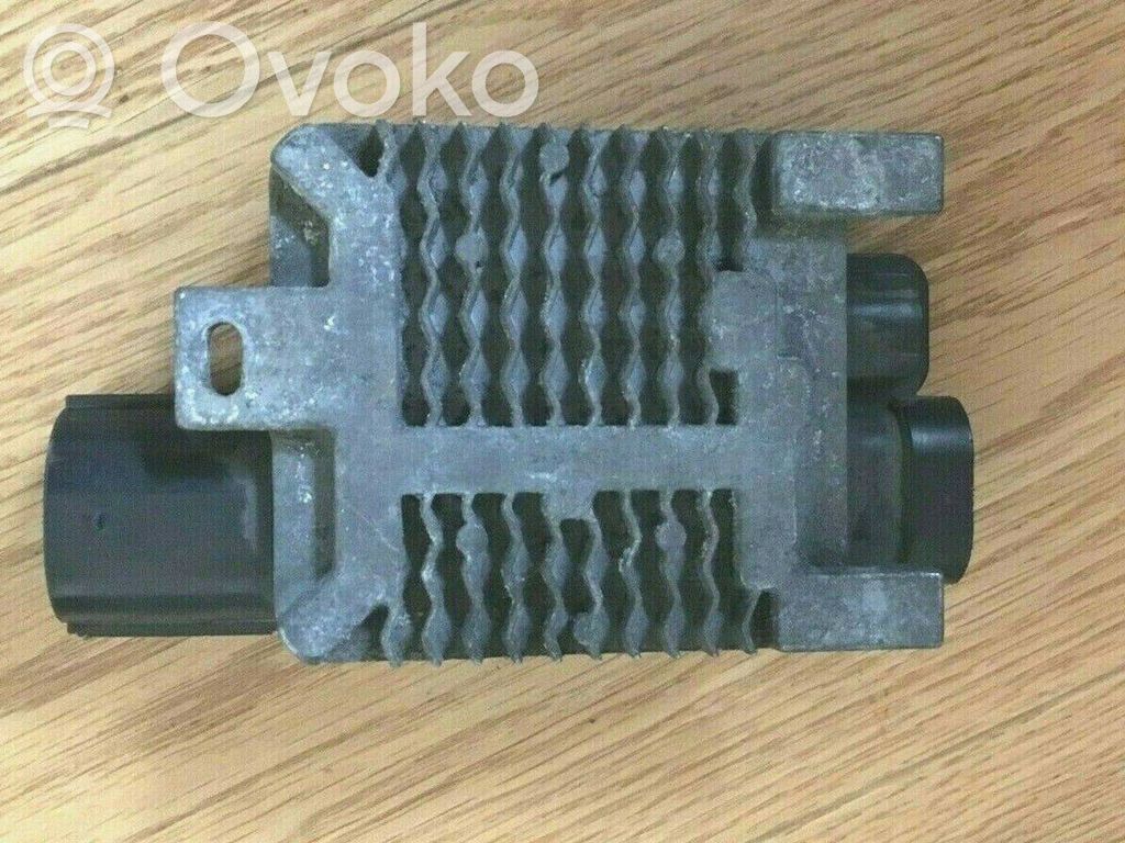 Puhaltimen ohjainlaite   940002904