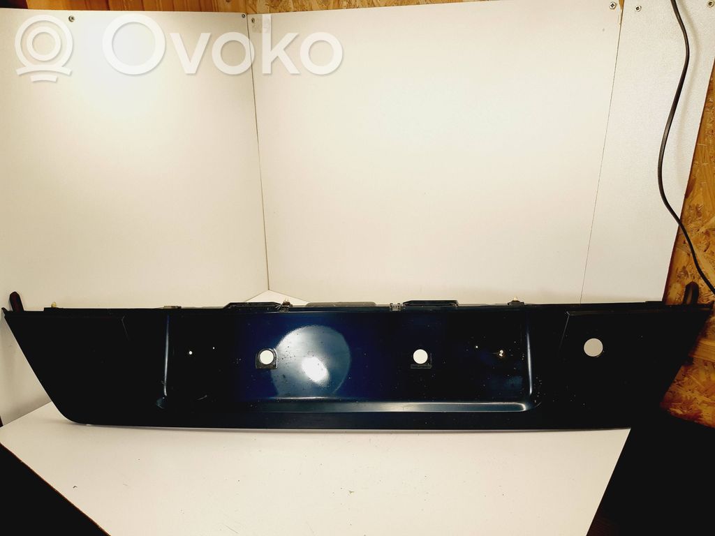 BMW 7 E38 Tailgate trim 