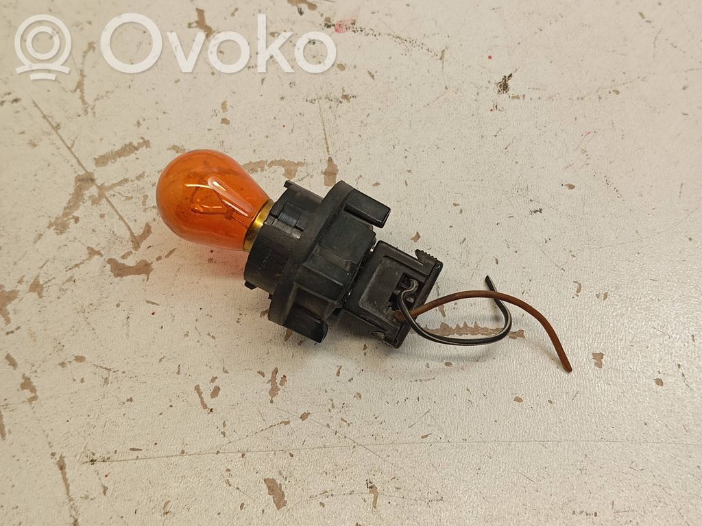 Mercedes-Benz E W124 Front indicator light 