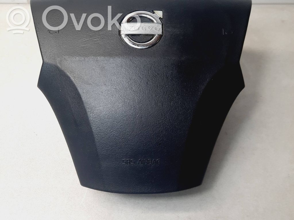 Volvo V50 Vairo oro pagalvė 