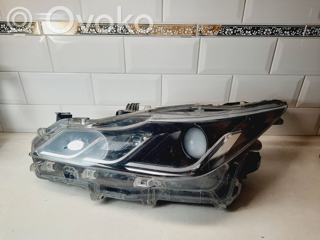 Toyota Corolla E210 E21 Priekšējais lukturis 