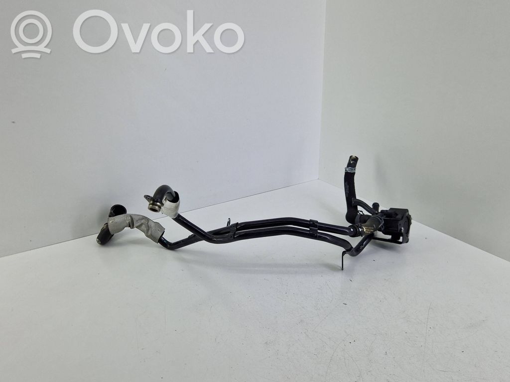 Engine coolant pipe/hose   059121511BT,06H121601P