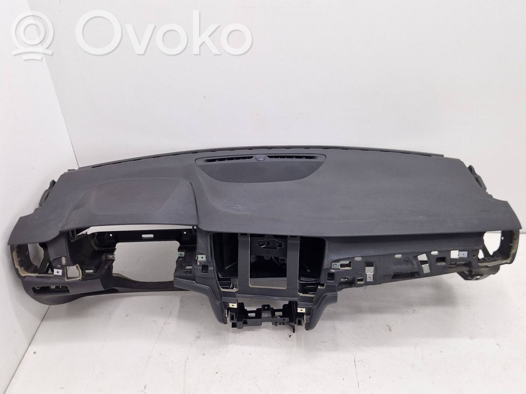 Volvo S90, V90 Dashboard 
