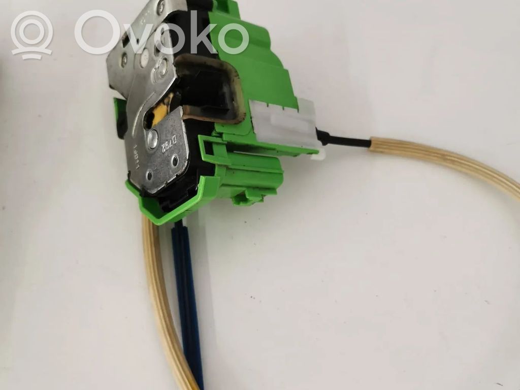 Etuoven lukko   50519050