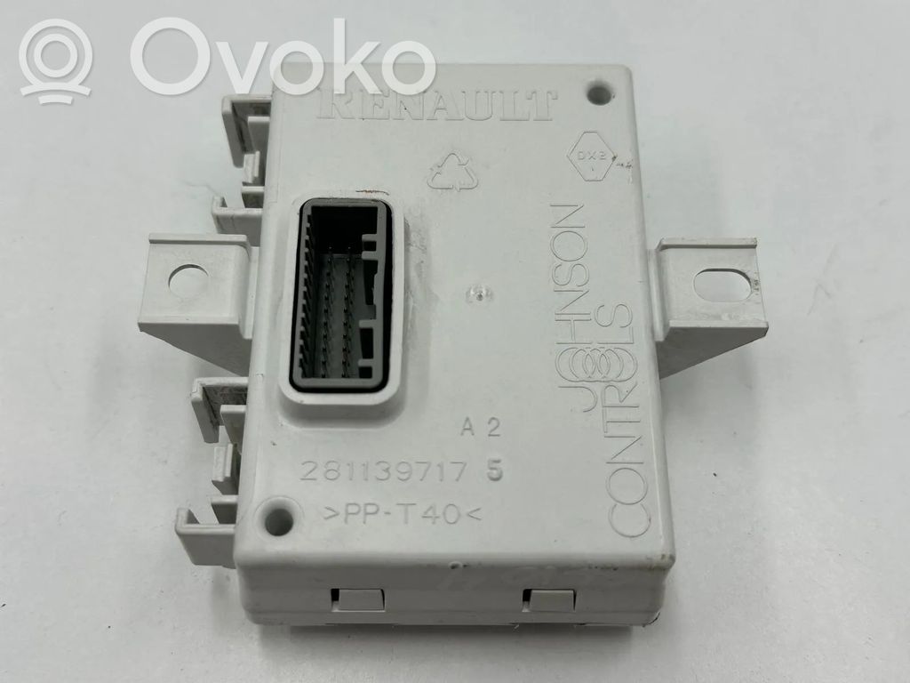 Renault Clio IV GPS navigation control unit/module 