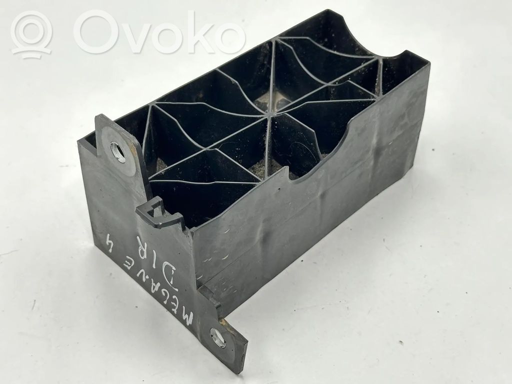 Holder (bracket)   620921287R