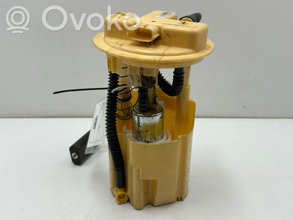 Renault Clio IV Polttoainetason anturi 