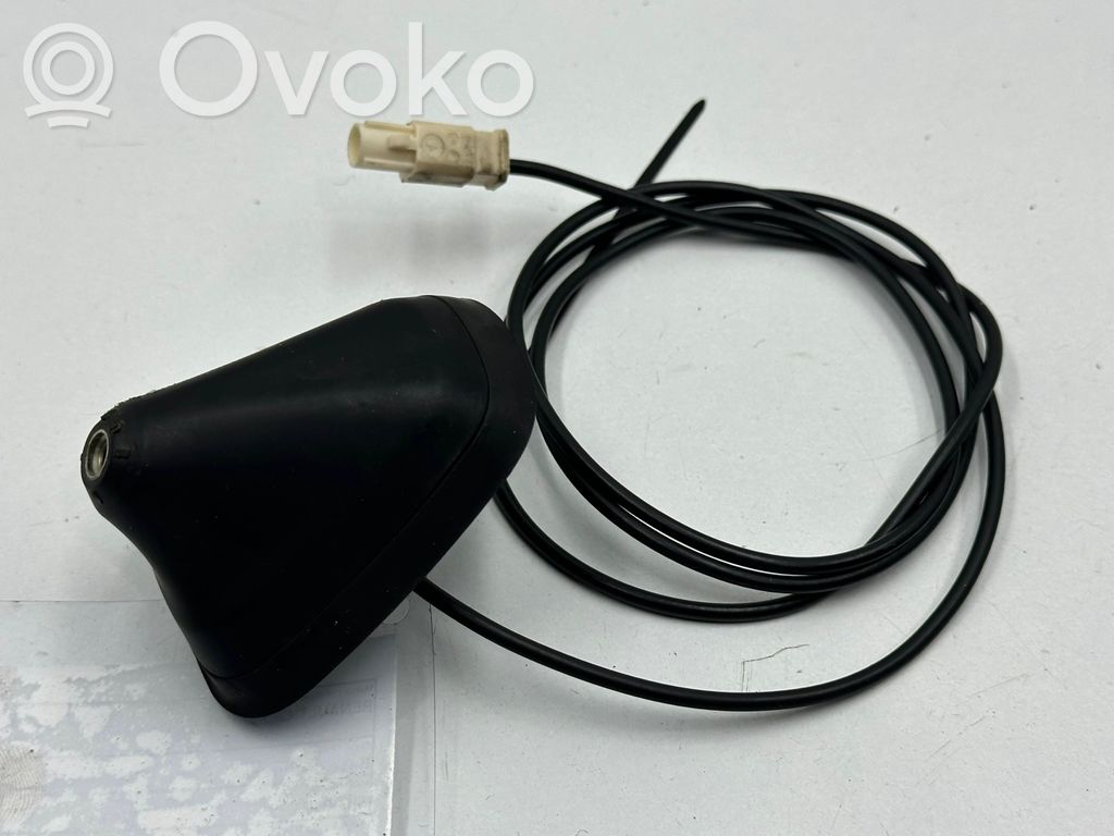 Renault Clio IV Radion antenni 