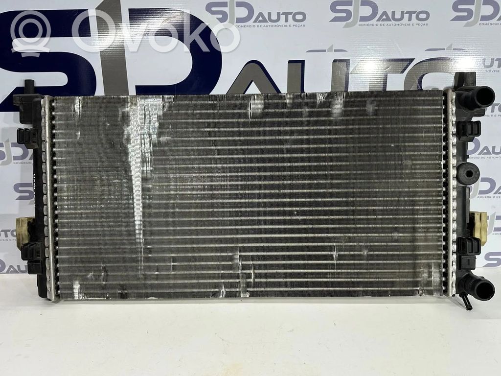 Aušinimo skysčio radiatorius   6R01212530,R3570001