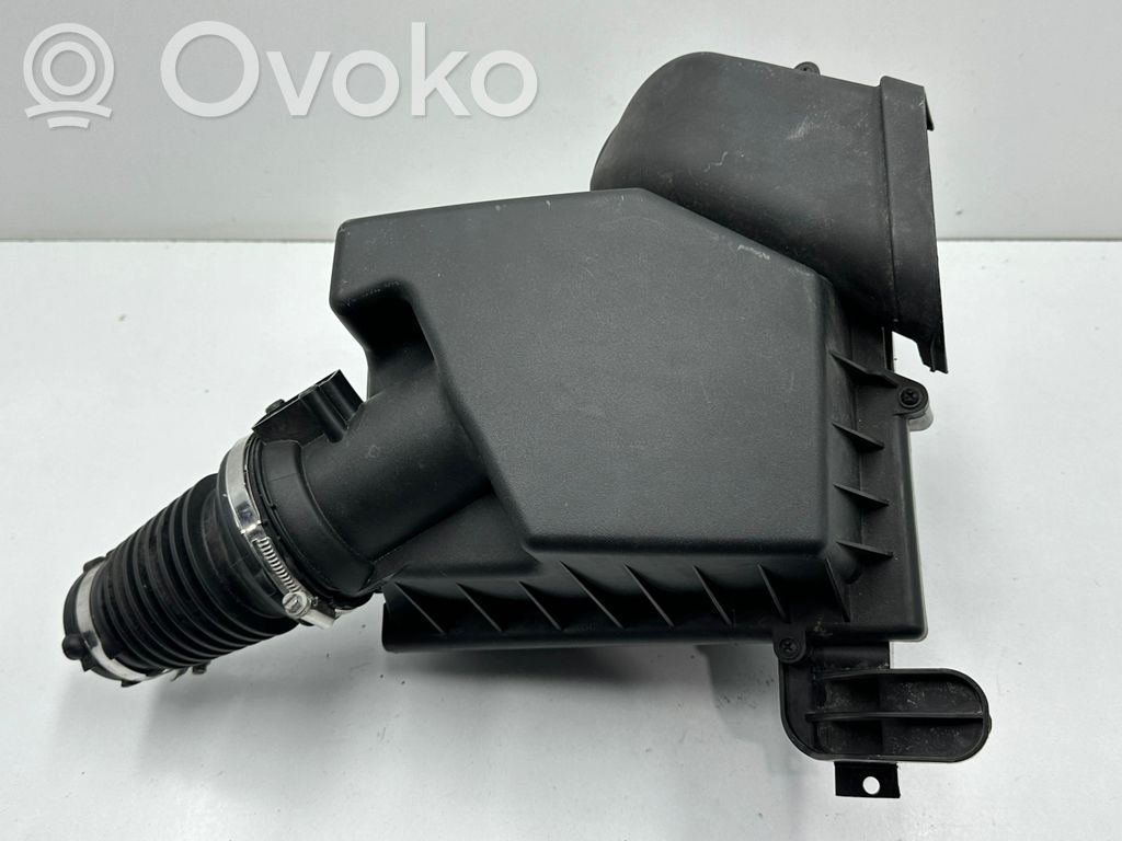 Air filter box   39187026