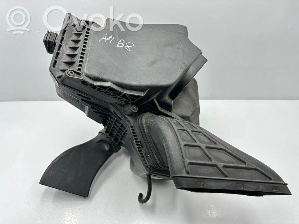 Luftfilterkasten   8K0133837T,1021300801,8K0129604,8K0133835AD
