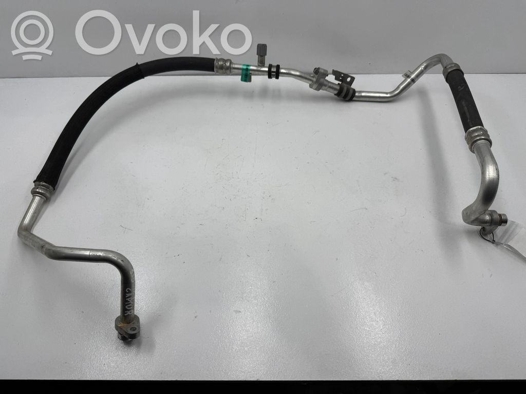 Ilmastointilaitteen putki (A/C)   924540424R,924803929R