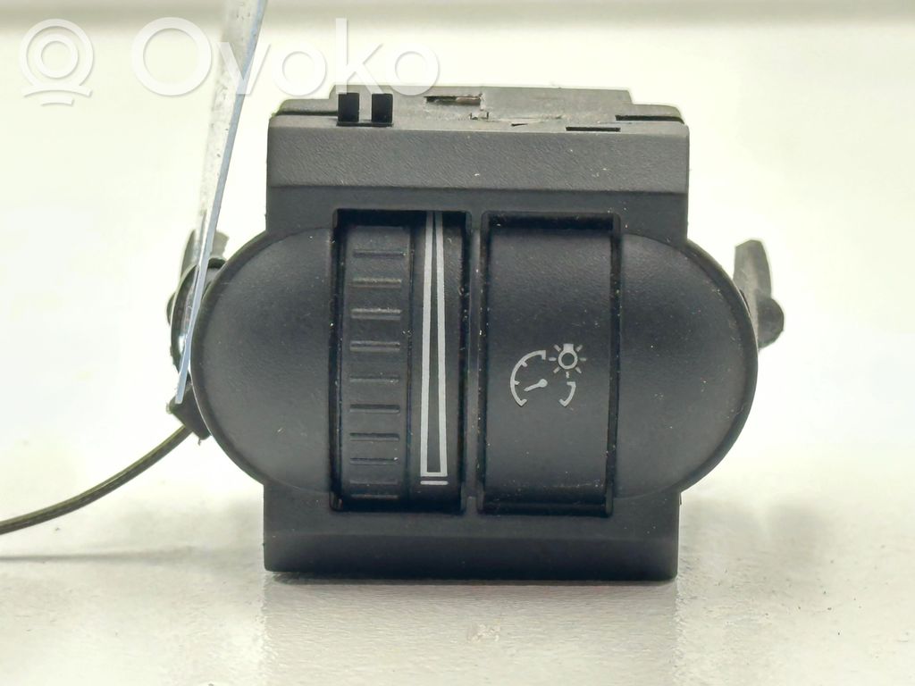 Volkswagen Scirocco Interruptor de luz 